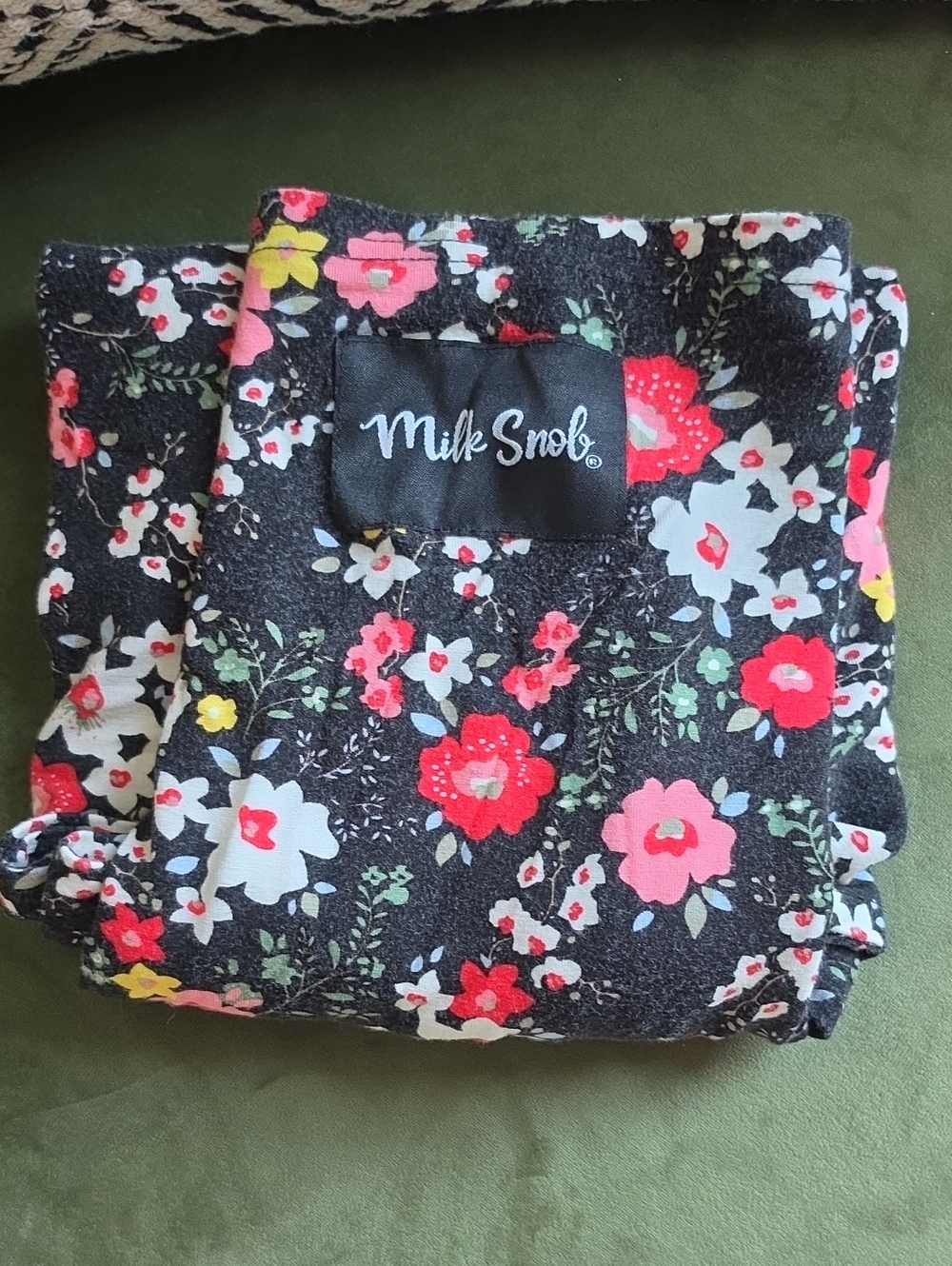 Milk Snob Floral Nursing Cover - Black with Pink & Red Flowers